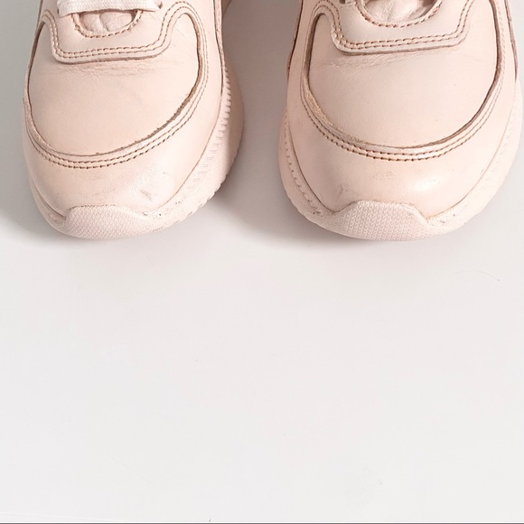 Everlane The Trainer Sneakers in Neutral/Blush - Picture 9 of 15